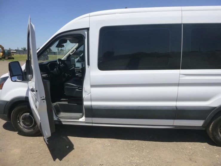 2020-ford-transit-image-6