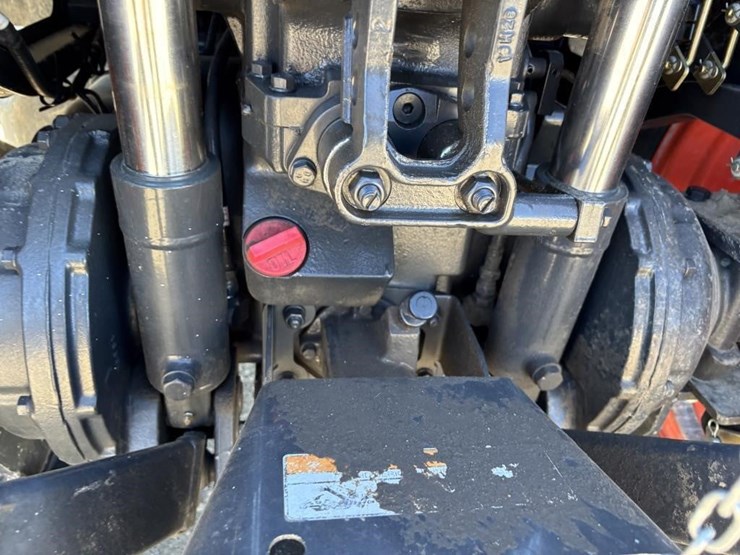 2020-bobcat-ct5558-image-19