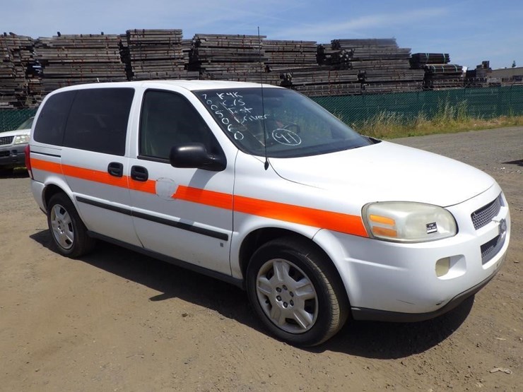 2008-chevrolet-uplander-image-2