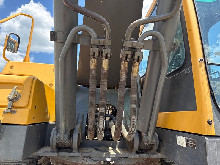 volvo-ec330b-lc-image-27