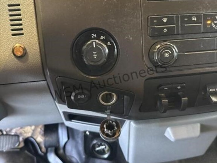 2016-ford-f350-image-24