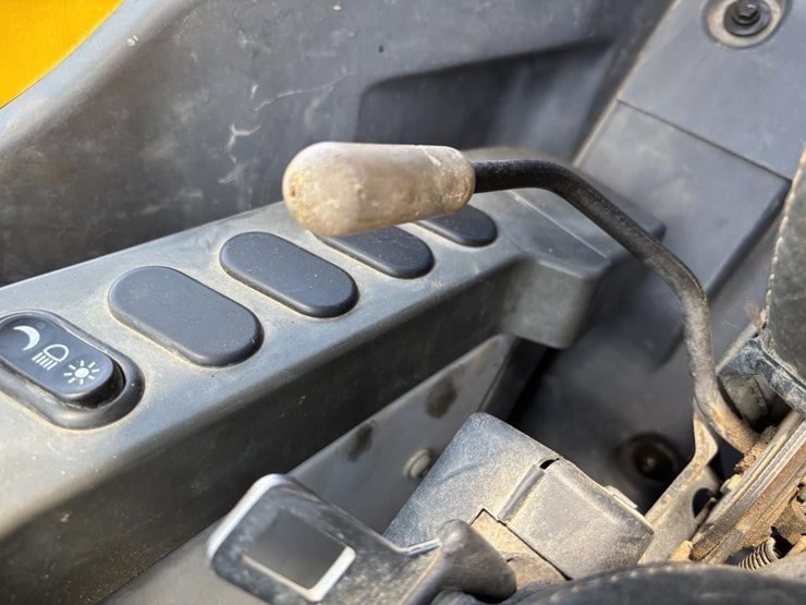 komatsu-pc78us-8-image-35