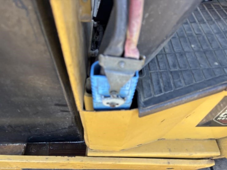 caterpillar-ec30n2-image-26