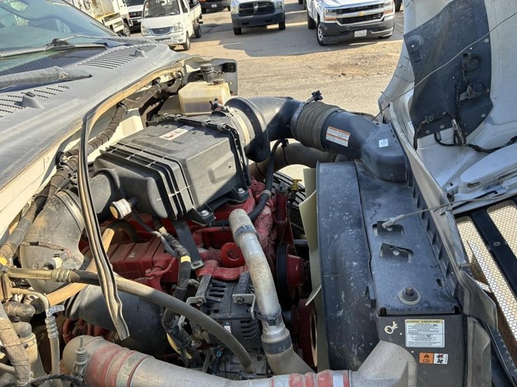 2015-ford-f750-image-9