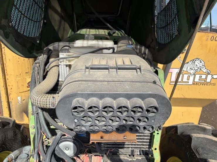 john-deere-6420-image-53