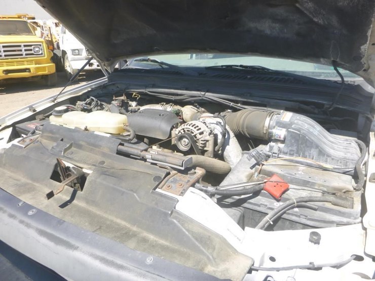 2001-ford-f450-image-15
