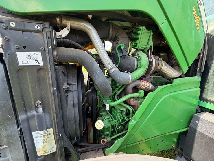 2019-john-deere-6155m-image-28