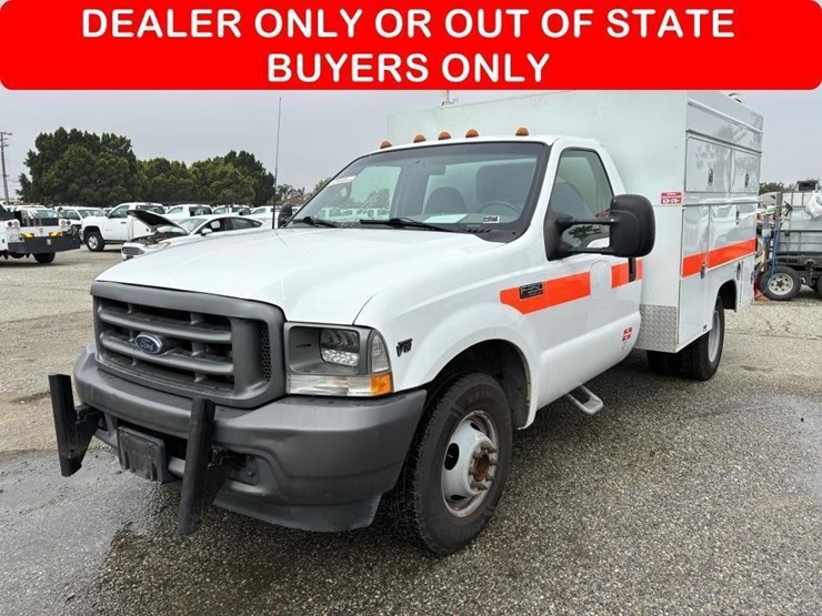 2002-ford-f350-xlt-image-1