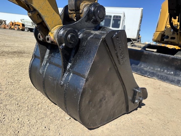 2018-caterpillar-303.5e2-cr-image-12