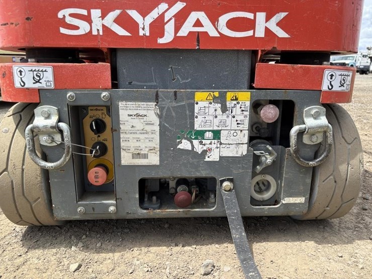 skyjack-sj16-image-10