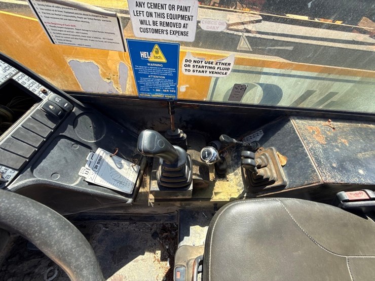 jcb-550-image-16