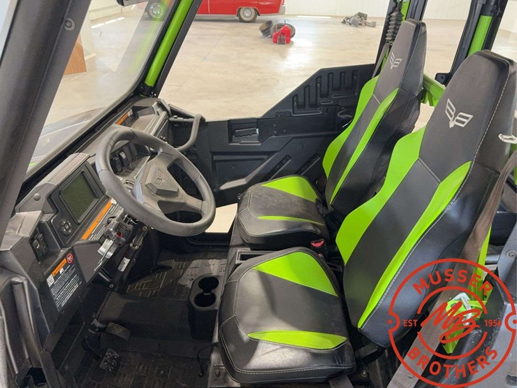 2018-arctic-cat-700-xt-image-19