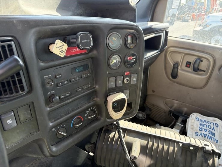 2009-auto-crane-8406h-image-35