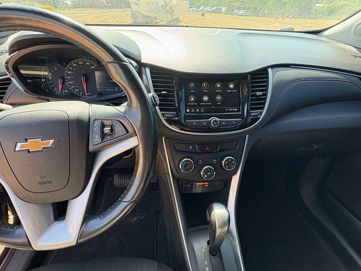 2019-chevrolet-trax-4-door-suv-(131,255-miles)-image-14