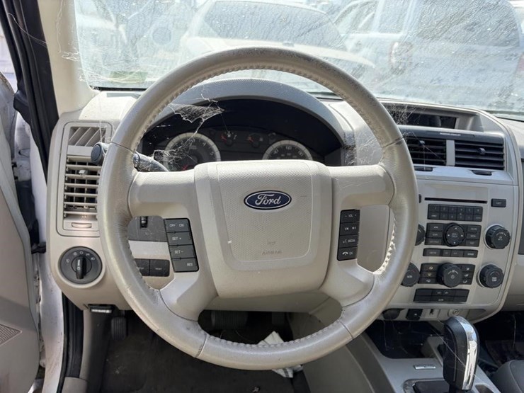 2009-ford-escape-hybrid-image-14