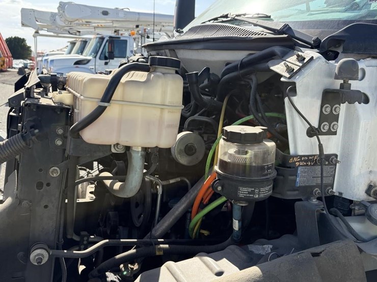 2009-auto-crane-8406h-image-9
