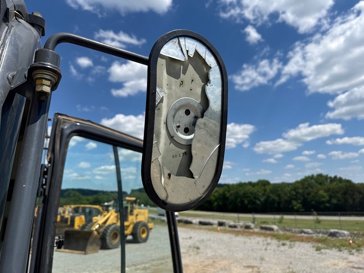 kobelco-sk300-lc-image-17