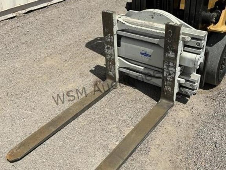 caterpillar-c5000-image-10