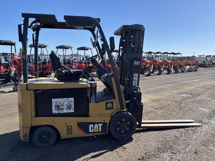 caterpillar-ec30n2-image-7