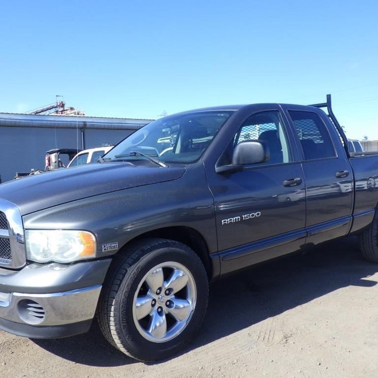 2004 DODGE RAM 1500