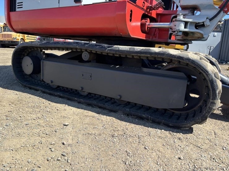takeuchi-tb025-image-22