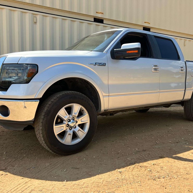 2011 FORD F150 LARIAT