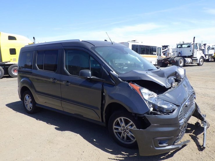 2023-ford-transit-connect-image-2