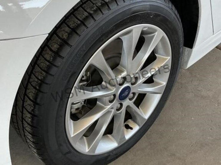 2018-ford-fusion-energi-sdn-image-7