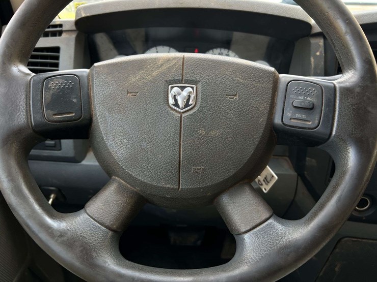 2008-dodge-ram-2500-image-30