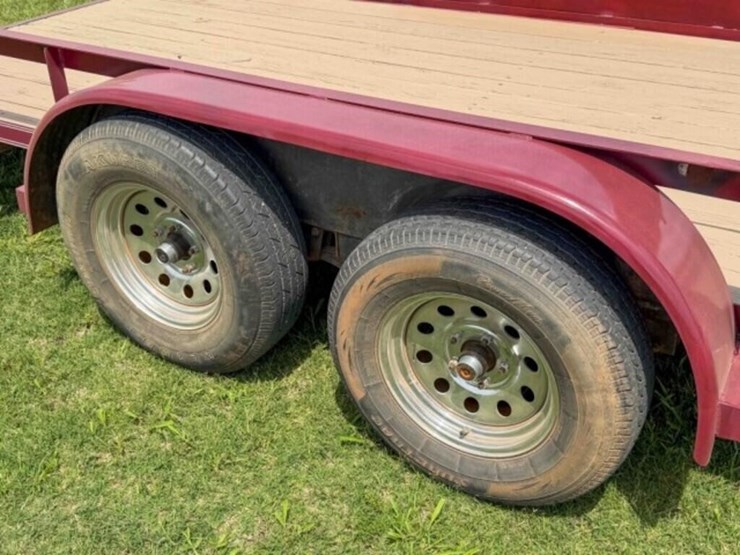 2011-18’-big-tex-flatbed-trailer-image-4