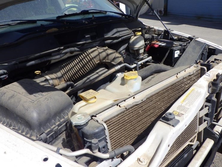 2009-dodge-ram-2500-image-11