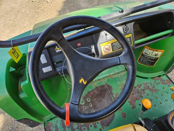 john-deere-gator-image-23