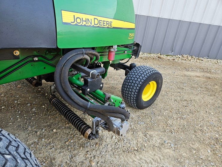 john-deere-7500-image-14