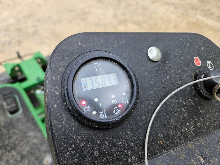 john-deere-2500e-image-23