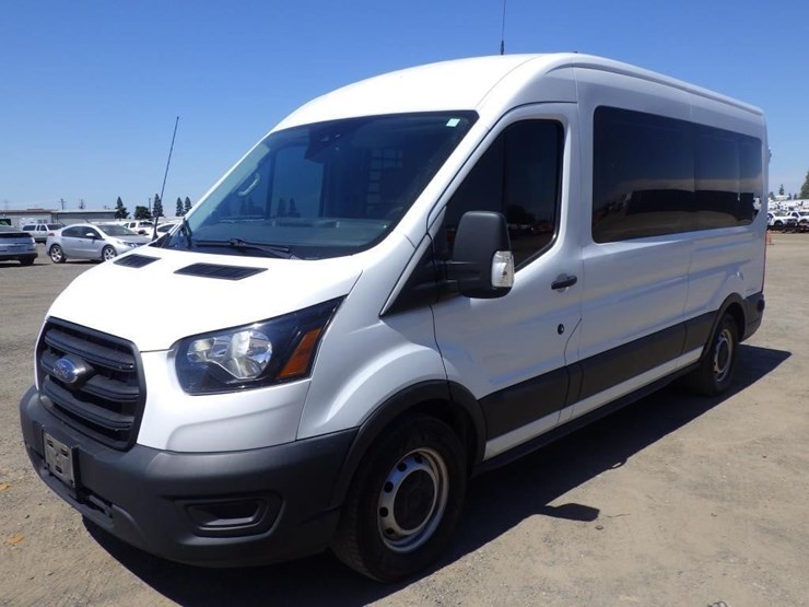 2020-ford-transit-image-1