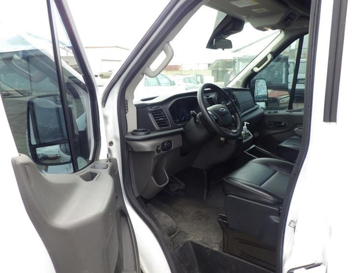 2020-ford-transit-image-5