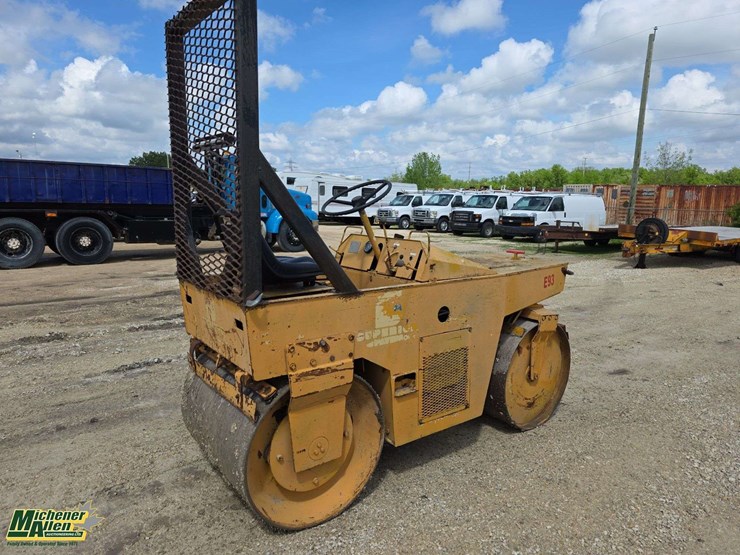 1977-bomag-bw90-image-3