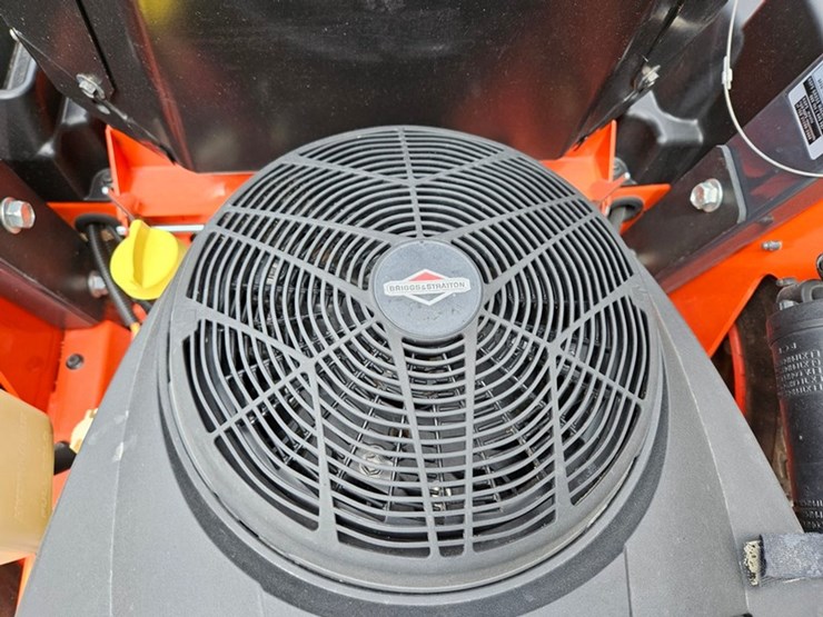 kubota-z122e-image-37