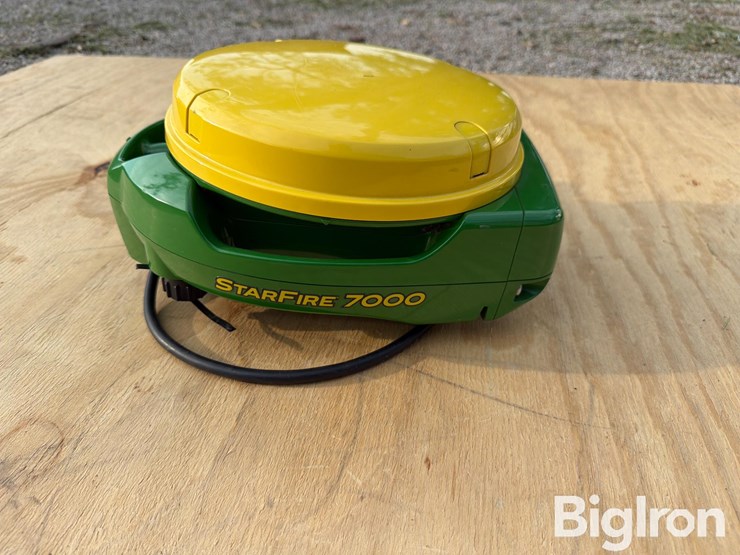 john-deere-7000-image-8