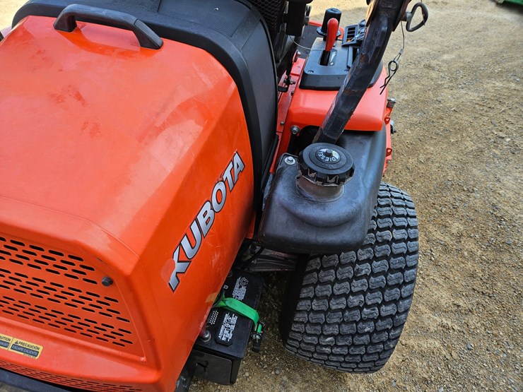 kubota-zd326s-image-16