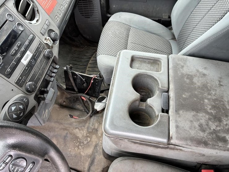 2016-ford-f450-image-25