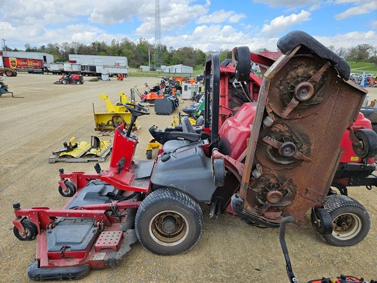 toro-groundsmaster-5900-image-2