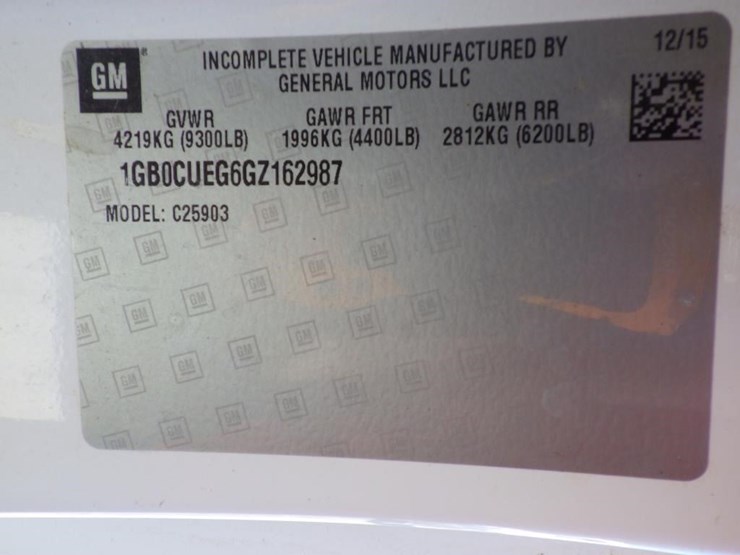 2016-chevrolet-2500-image-16