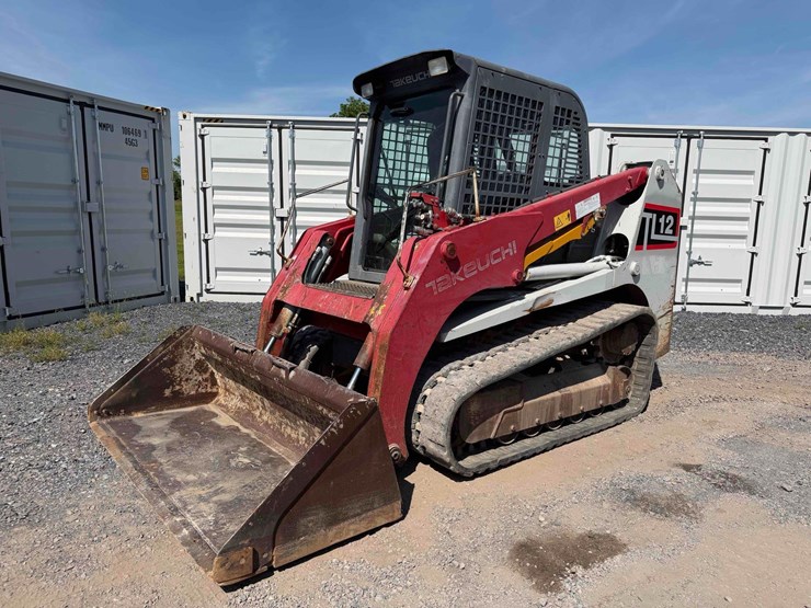 2016-takeuchi-tl12-image-1