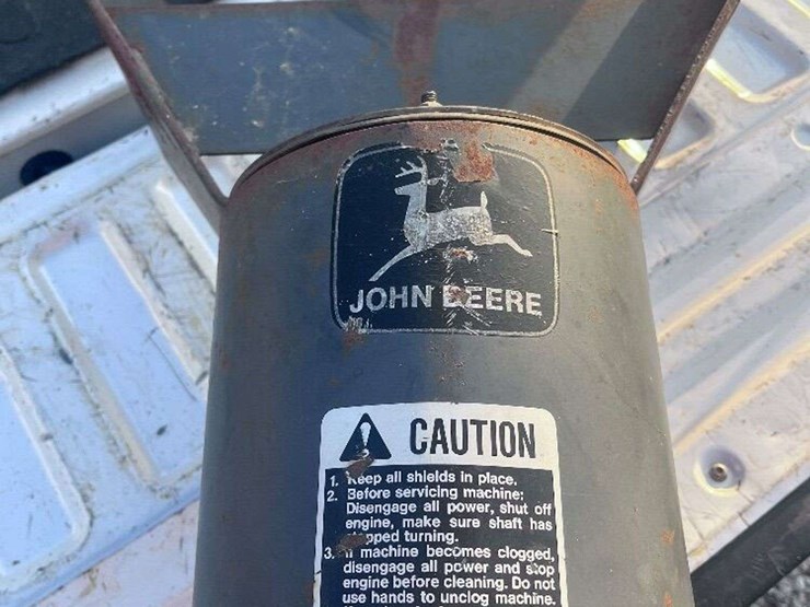 john-deere-400-image-1