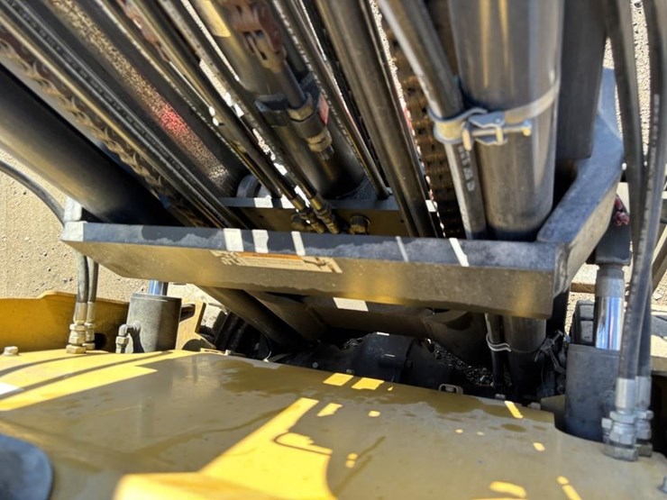 caterpillar-ec30n2-image-12