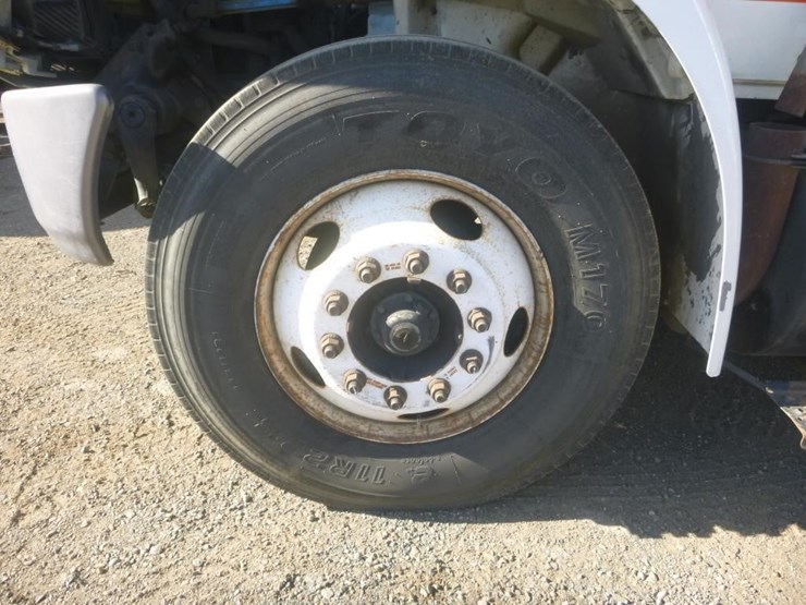 2003-international-durastar-4300-image-21