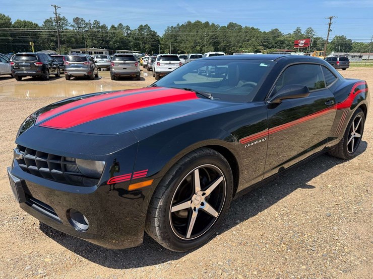 2012-chevrolet-camaro-2d-coupe-(138,748-miles)-image-1