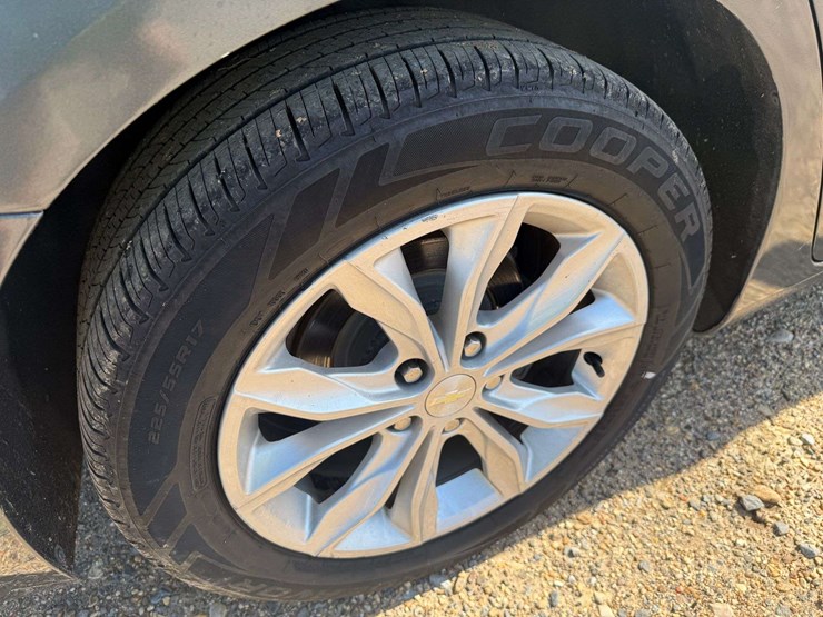 2019-chevrolet-malibu-4-door-sedan-(140,696-miles)-image-25