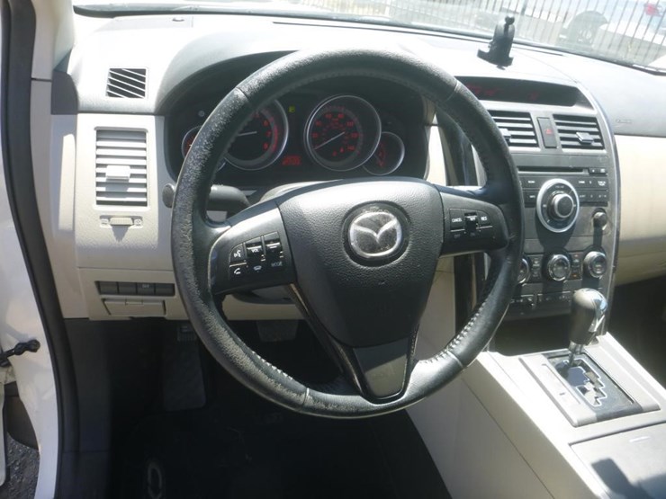 2012-mazda-cx9-image-11